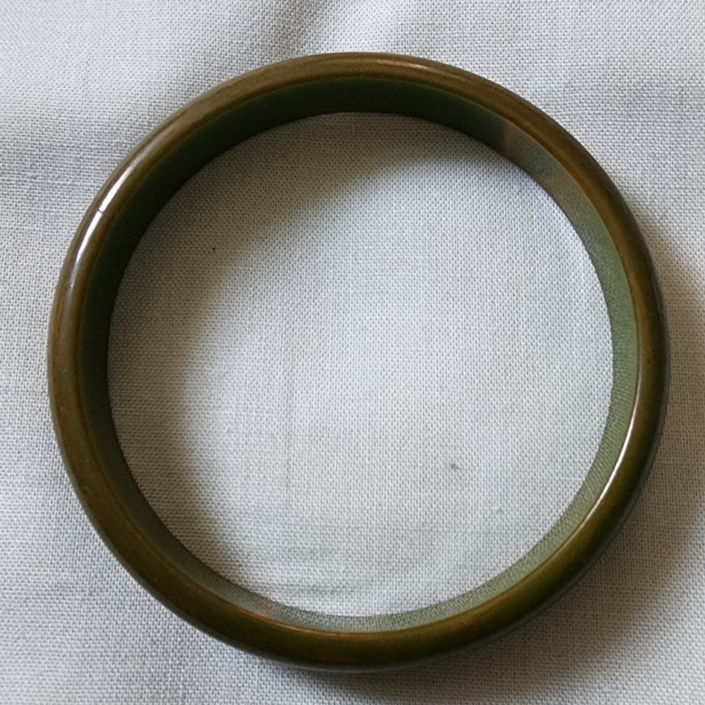 Bakelite Vintage Olive Green Bangle Bracelet